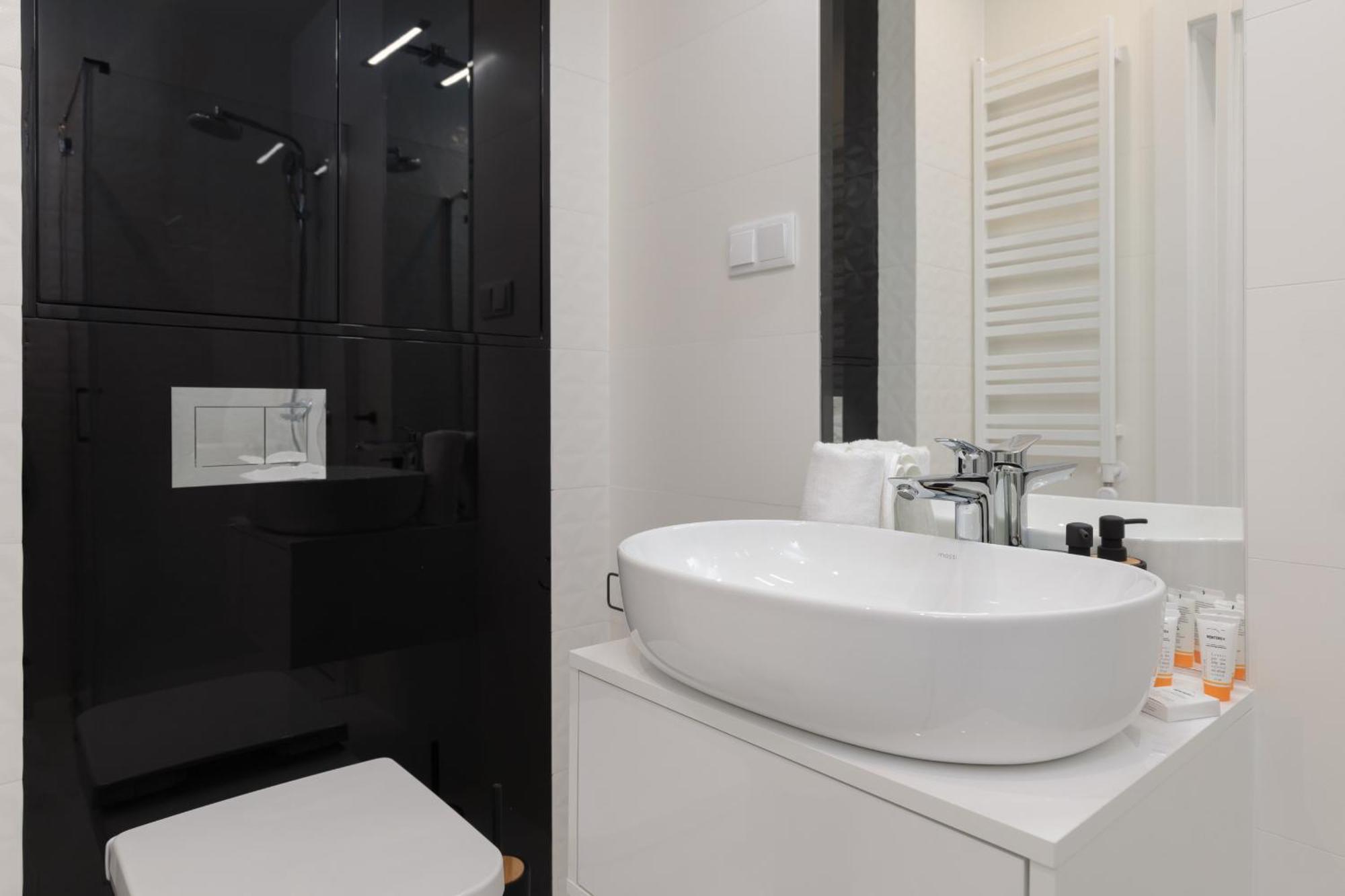 Royal Waves Resort & Spa - Apartment With Parking By Noclegi Renters مينززدرويه المظهر الخارجي الصورة